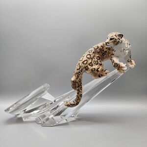 Franklin Mint Snow Leopard Cat Figure Porcelain Statue Sculpture On Crystal